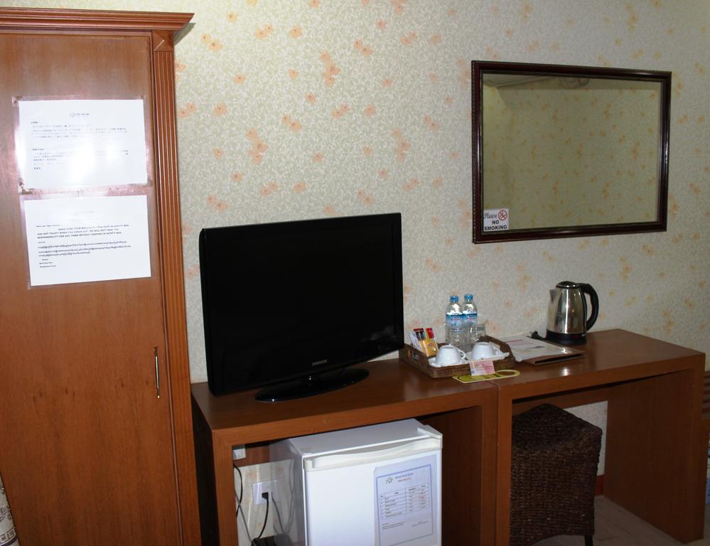 Hotel Kan Kaw Yangon Bagian luar foto